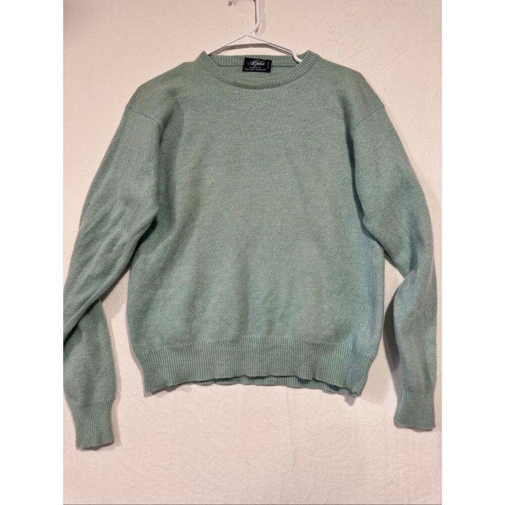 Alpha Massimo Rebecchi Light Sage Green Sweater, size 48/Small